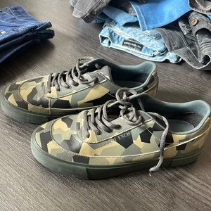 Mens Sneaker
